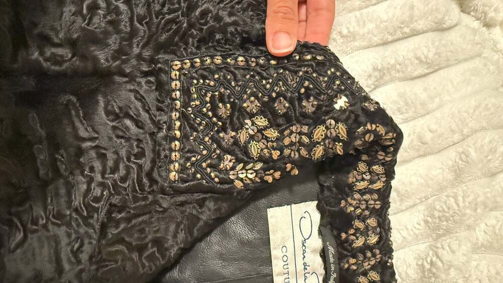 Oscar de la Renta Couture Embellished Lamb's Wool Jacket - Picture 13 of 14